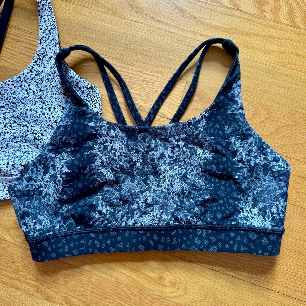 Lululemon set of 2 sports tops size medium Free to Be and Luxtreme Sports - Picture 2 of 7